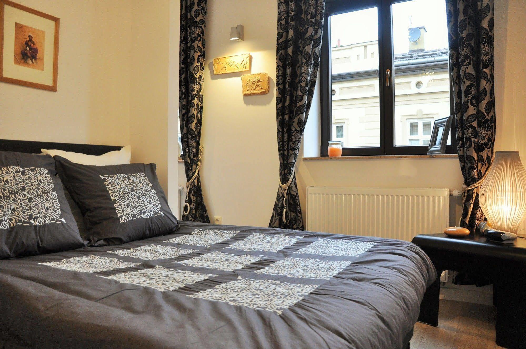 Happyguests Apartments Краків Екстер'єр фото