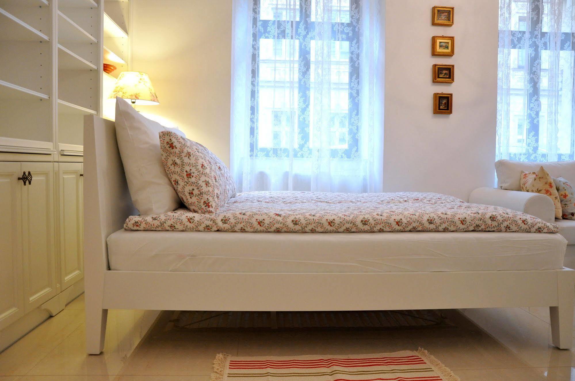 Happyguests Apartments Краків Екстер'єр фото