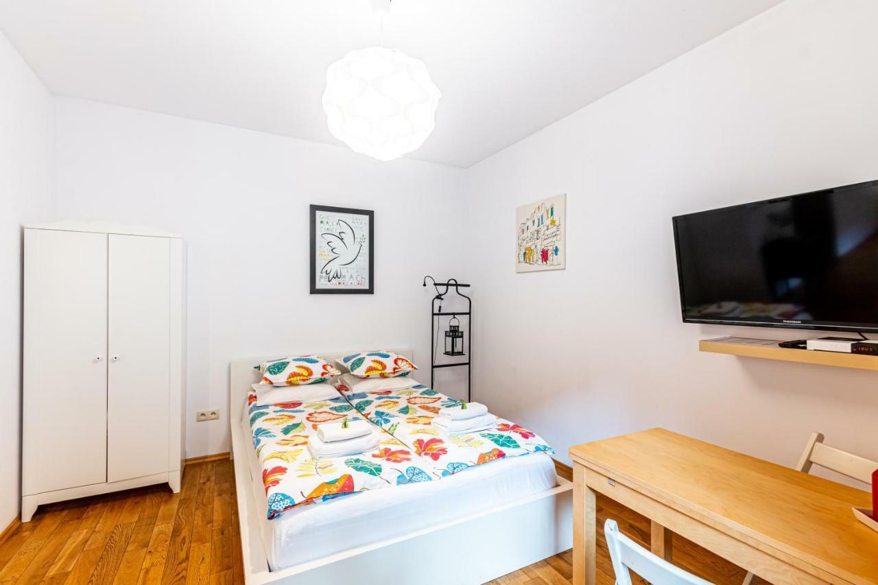 Happyguests Apartments Краків Екстер'єр фото
